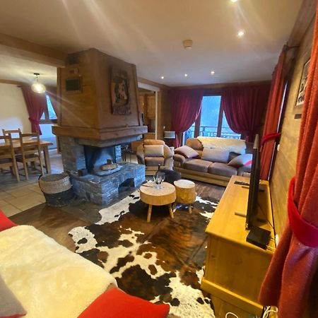 Chalet 6 Chambres A 3 Min Des Pistes Des 3 Vallees St Martin De Belleville Saint-Martin-de-Belleville Luaran gambar