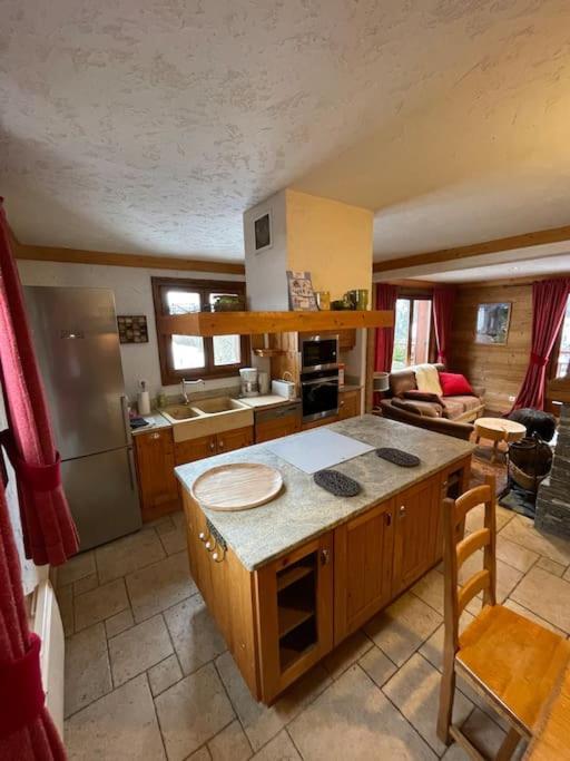 Chalet 6 Chambres A 3 Min Des Pistes Des 3 Vallees St Martin De Belleville Saint-Martin-de-Belleville Luaran gambar